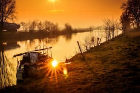 Westergeest House | Duurzaam Tinyhouse, aan het water in Friesland.