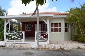 Montana Rey House | Gezellige woning op een rustig en veilig resort