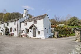 Kendal House | THORNYFIELD COTTAGE in Bowness-On-Windermere, Ref 923262