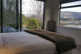 Wanaka House | Lismore Luxury 1, 5 minutes walk from the town