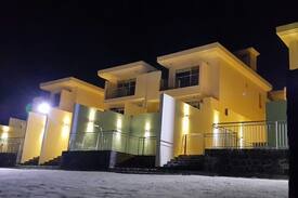 Dhahban Villa | منتجع شاطئ البساتين