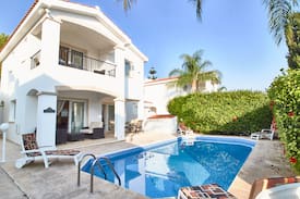 Pegeia Villa | Вилла у моря Coral Breeze Coral Bay village 12