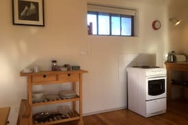 Heyfield Cabin | The Rainbow Cottage at Abington Farm