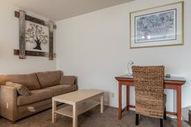 Sunland-Tujunga House | KEUSH RANCH - 3BR2.5BA Sleeps 10+ COME VISIT US!