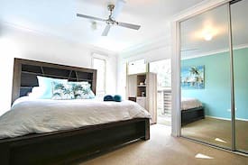 Avoca Beach House | Avoca Beach- 2 familys can share