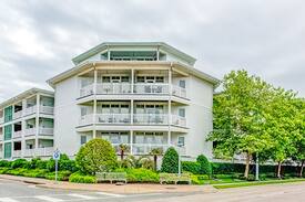 Northeast Virginia Beach Apartment | Turtle Cay Resort- studio sleeps 4 near beach