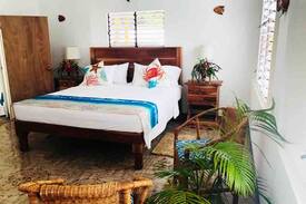 Treasure Beach Villa | ReefsEdge Villa: A unique gem in Treasure Beach