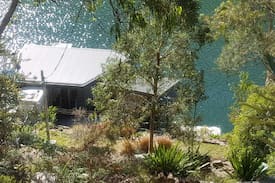 Berowra Waters House | Sand and Stone: Calabash Bay Berowra Waters