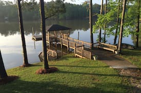 Ridgeway House | The Hideaway at Lake Wateree -Large lake house.