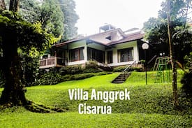 Cisarua Villa | Villa Anggrek, Warung Gunung. The Best in Cisarua