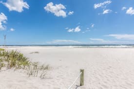 Fort Morgan House | Sand Crab West- Gulf Front relaxing getaway w/Pool