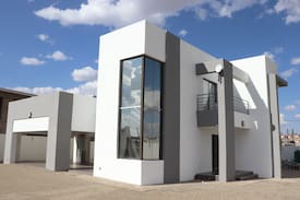 Maseru House | The Lemon House Masowe