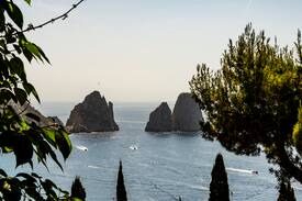 Anacapri Apartment | Elegant suite overlooking the Faraglioni cliffs