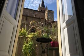 Parma City Centre Apartment | Il Balcone dell'Angiol d'Or, uno sguardo sul Duomo..
