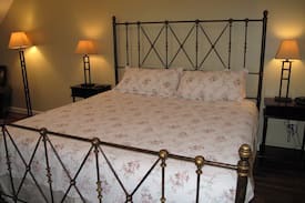 Fallis House | The Lofts at Pineridge Golf & RV Resort