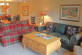 Sugar Mountain Apartment | Big Sugar Mountain Condo Next to Golf Course Sleeps 10 (SL18)