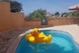 Tala House | Sea view family home, private pool, 3 BR, Netflix