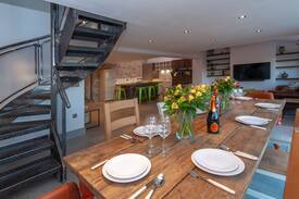 Haverfordwest House | Belle Vue