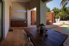 Kosmos Apartment | Stillwaters: The View