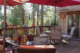 Idyllwild House | Mountain Cabin with loft. 2 baths Dog friendly!
