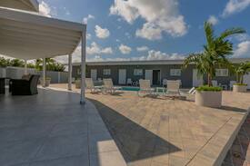 Noord Apartment | Piece of Paradise near the Beach Apt 4