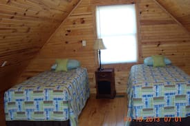 Carlyle Lake Cabin | Cottages at Mariner's Resort at Carlyle Lake,62231