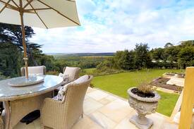 East Dean and Friston House | Little Friston Lodge in an idyllic setting