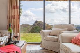 Caragh Cabin | Sheep farm stunning views over lake and mountains