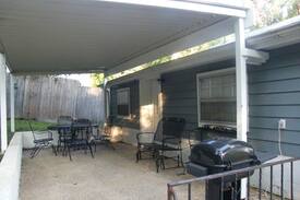 Lookout Valley Neighborhood Association House | Star Cottage 1. Five min. to Downtown Chattanooga