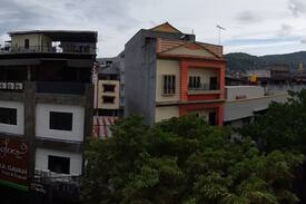Ambon Hostel | Penginapan Cahaya Ambon -single room 1