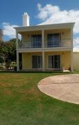 Hamilton Parish House | PGA Bermuda Golf Package Transfer to Port Royal