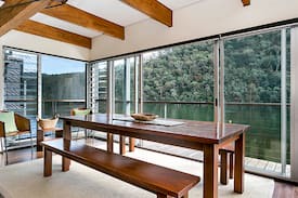 Berowra Waters House | Sand and Stone: Calabash Bay Berowra Waters