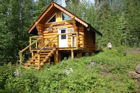 Yukon Cabin | Wilderness Cabin for rent at Little Salmon Lake