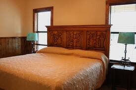 Sabinal House | La Cascada with Pool near Frio River