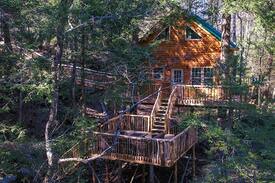 Pikeville Cabin | How Sweet the Sound Treehouse