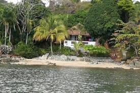 Nosy Komba Bed & Breakfast | Nosy Komba Villa Tsara Riaka B&B in Ampangorina