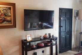 Hillcrest Apartment | Hilcrest hideaway with a great deck!