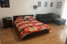 North and East House | Huge Room - Easy Access to San Francisco
