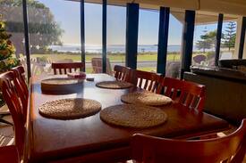 Dunsborough House | Dunsborough Clubhouse on the Beachfront