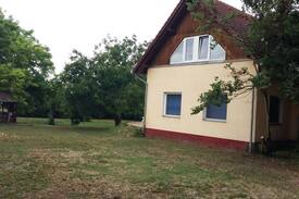 Apostag Villa | Casa Napsugár Vendégház