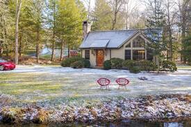 Weston House | The Weston River House – 1 hr from NYC
