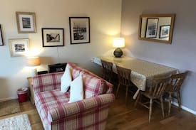 St Monans Apartment | Old Bank House, St Monans - Sleeps 4