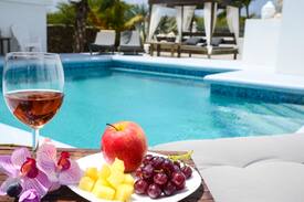 Hato Bed & Breakfast | B&B Hakuna Matata Bonaire Close to the sea ......