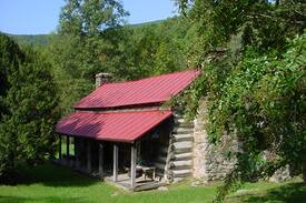 Syria Cabin | Old Rag Cabins - Potlikker House. Hikers' Dream