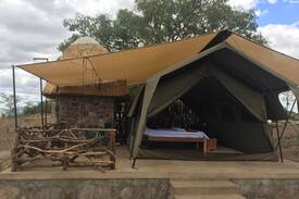 Kaabong House | A wonderful lodge to relax after a day in the National park