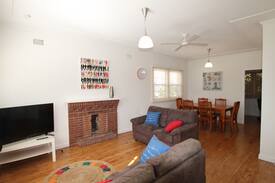 Cooks Hill House | Parkway Avenue Bar Beach Home