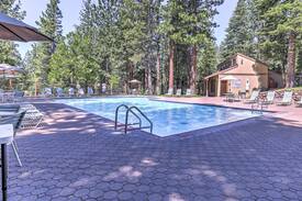 Kings Beach Apartment | Kingswood Condo w/ Pool 6Mi to Ski, 1.5 Mi to Lake