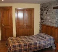Age Bed & Breakfast | Cal Marrufes- Hab. triple Paller