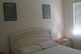 Paradise Island Apartment | Modern 2 Bed Paradise Island Location