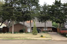 Dallas House | Ash Creek Room With a View